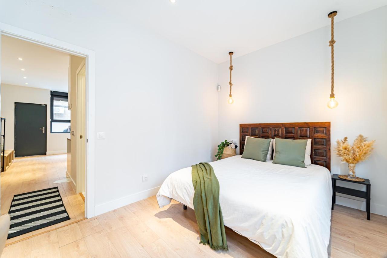 Edsam Madrid Apartments White ภายนอก รูปภาพ